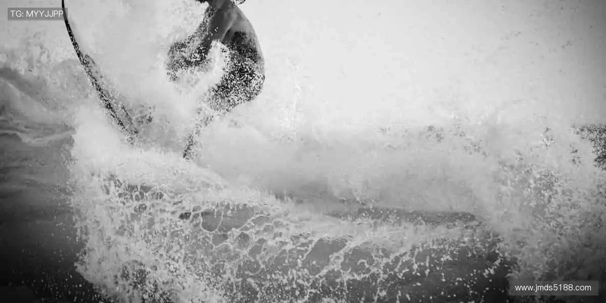 📱零时差直击赛场,直播让你与热爱同频共振!